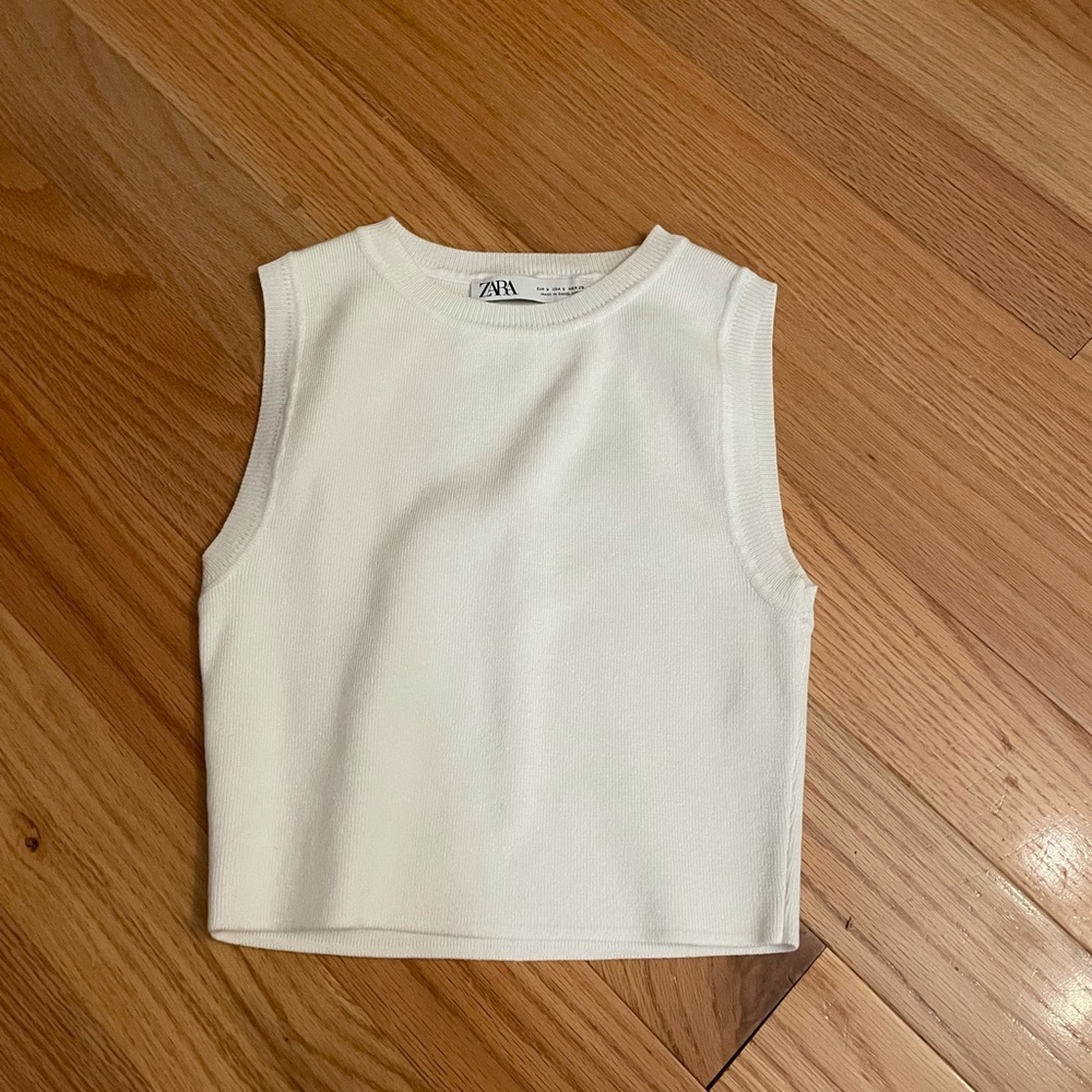 Zara Ivory Sleeveless Crop Top